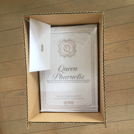 Modal Additional Images for Queen Pharnelis - 1/6 - Opened