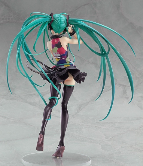 Hatsune Miku - 1/8 - Tell Your World - Opened
