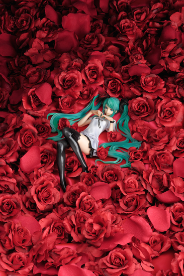 Miku Hatsune: World is Mine Natural - Opened