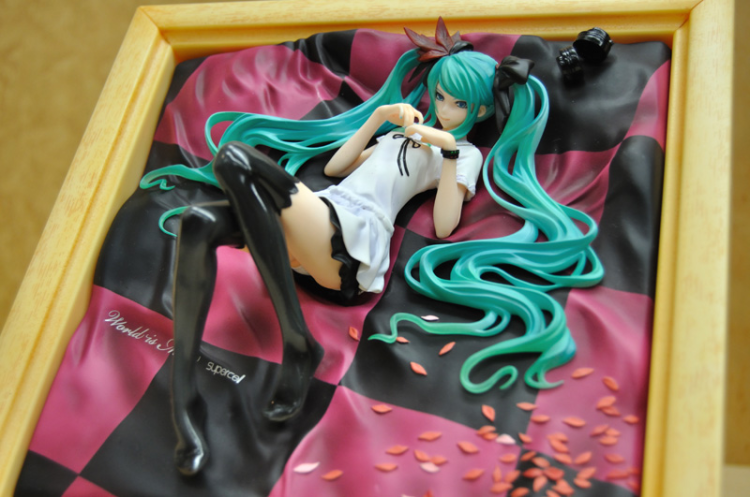 Modal Additional Images for Miku Hatsune: World is Mine Natural - Opened